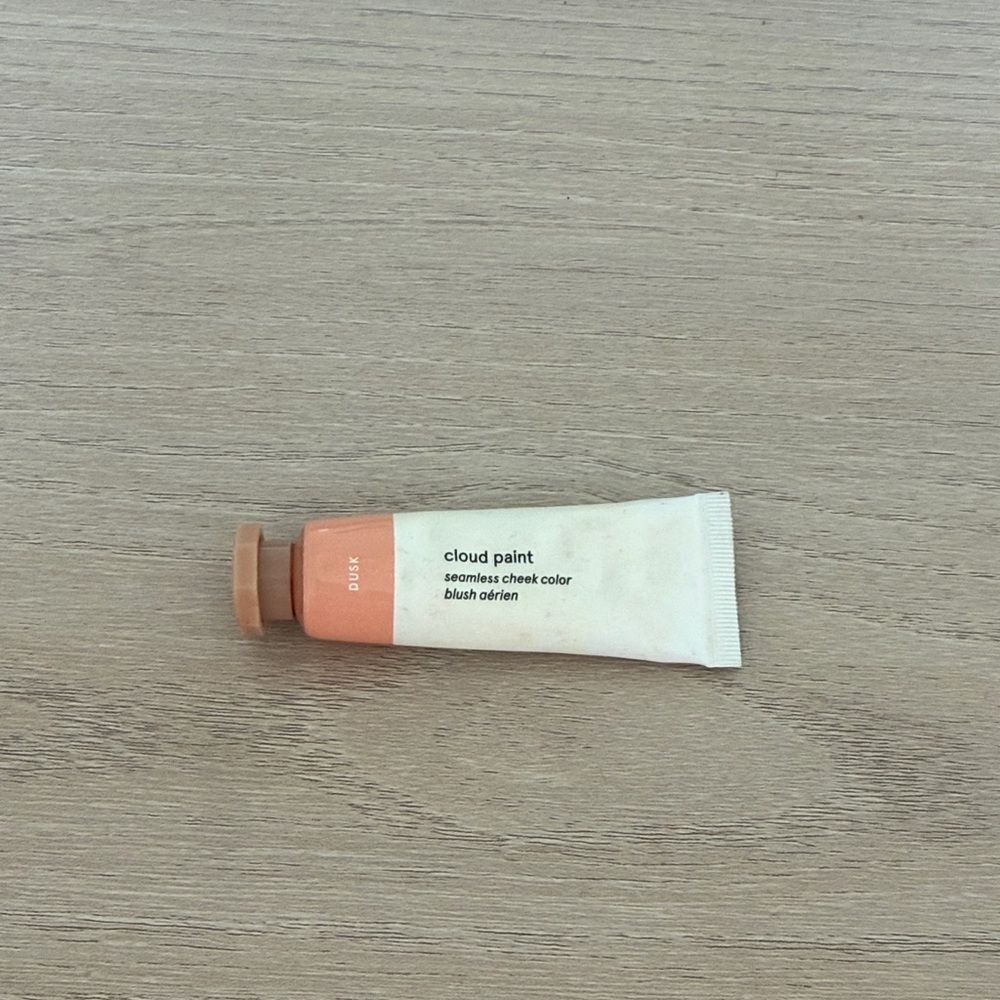 Glossier Cloud Paint in Warm Peach